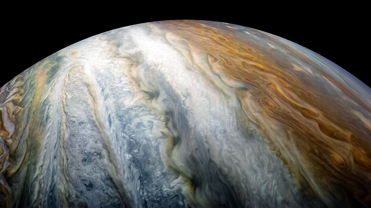 how long is a day on jupiter
