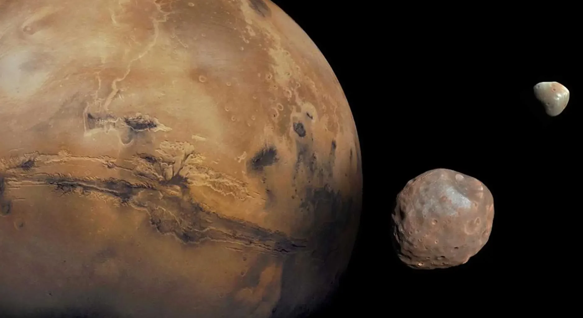 how many moons does mars have
